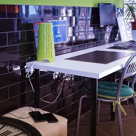 Youth Station Albergue