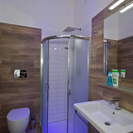 Youth Station Ostello