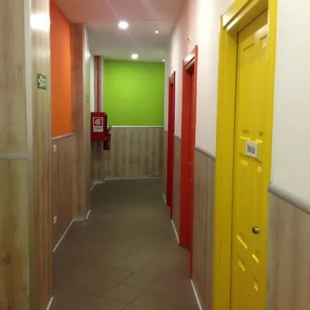 Vandrerhjem Youth Station *