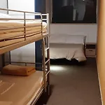 ホステル ユース ステーション *